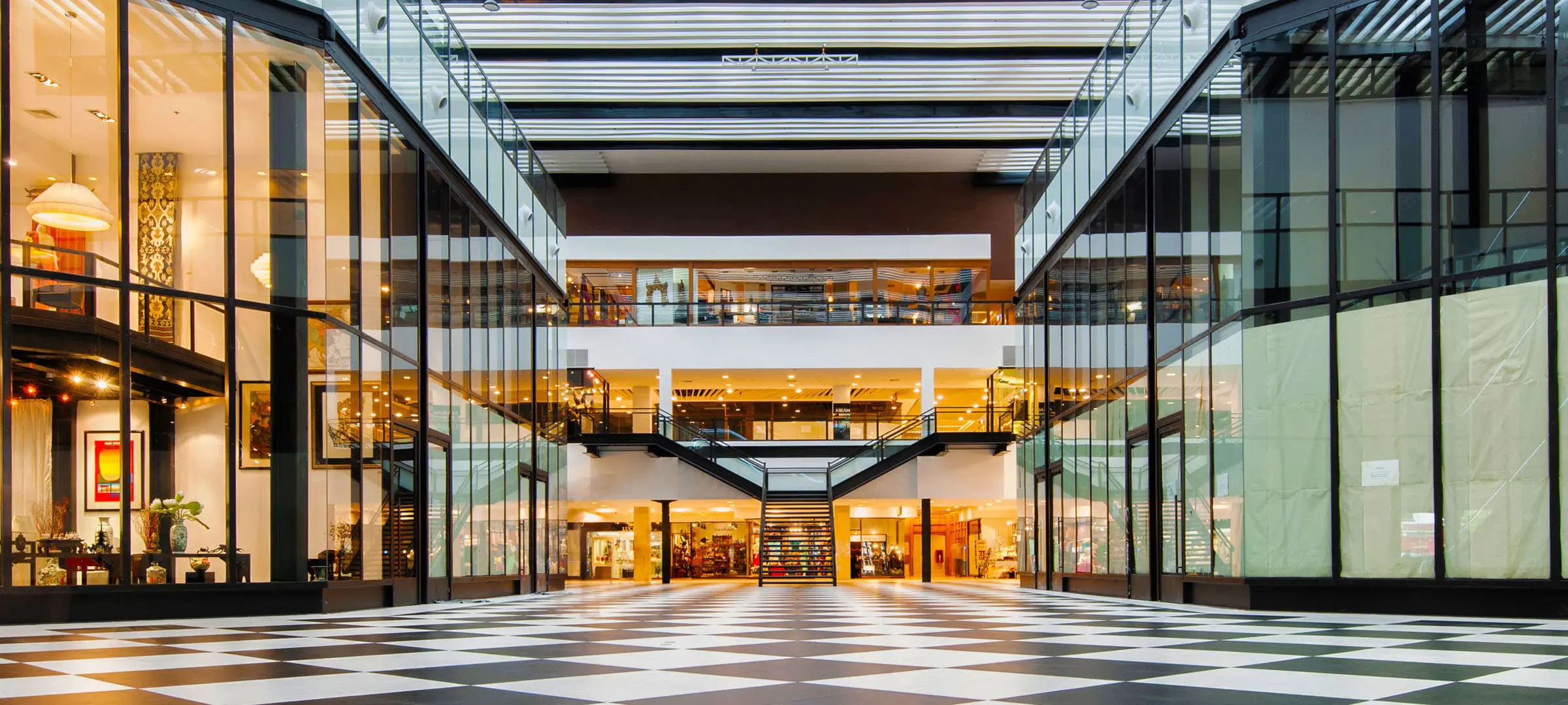 Retail & Mixed Use 1 Adobestock 112502234