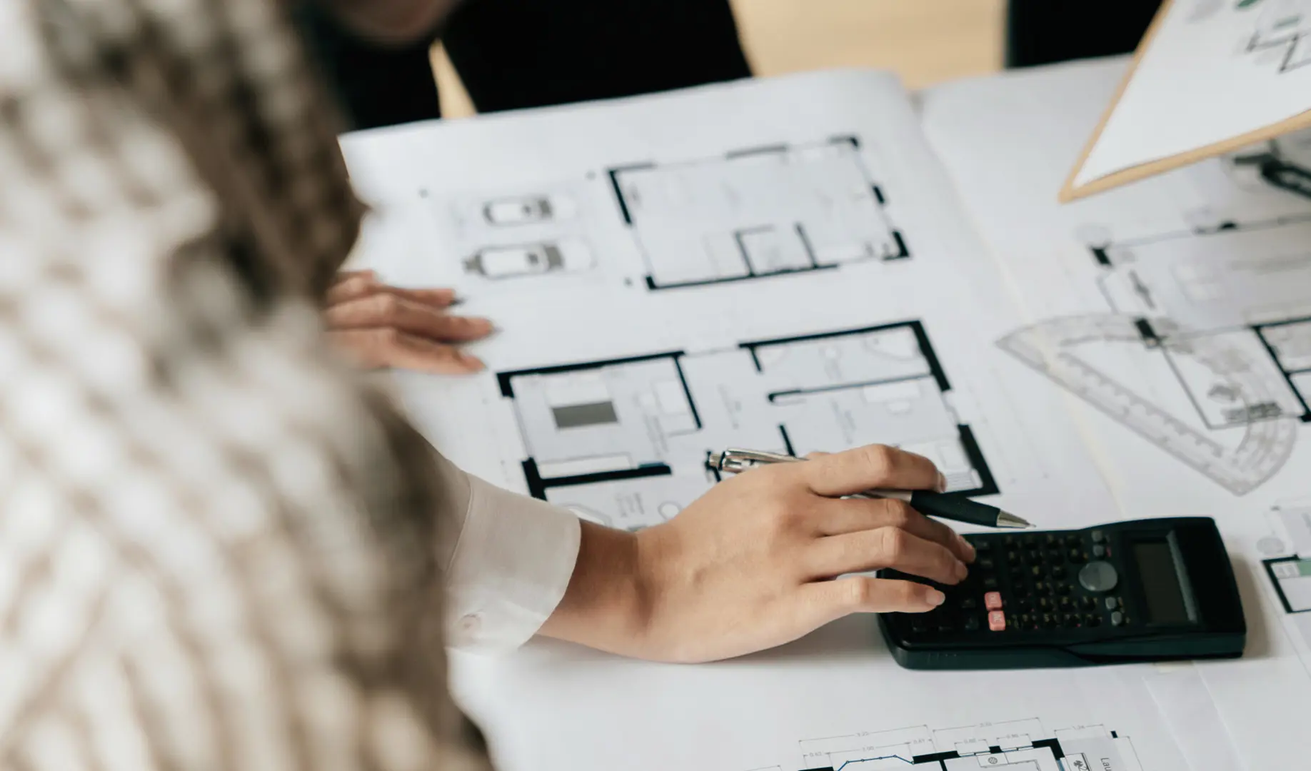 CM And Quantity Surveying Adobestock 530635888